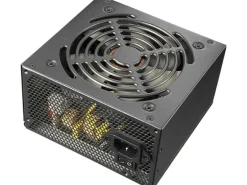 Cougar ATLAS 750 W