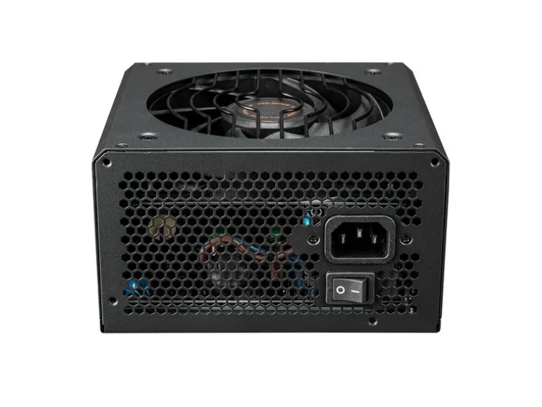 Cougar GST 750 W
