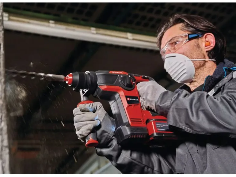 Einhell Professional Schnurloser Bohrhammer TP-HD 18/28 Li BL+4 (1x3.0Ah+)