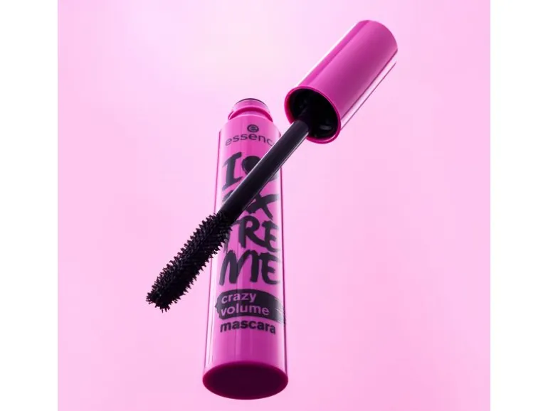 essence Mascara I Love Extreme Crazy 01 Schwarz
