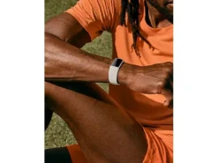 Fitbit Activity Tracker Charge 6