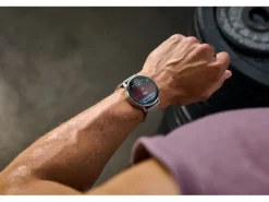 GARMIN GPS-Sportuhr Venu 4 - 45 mm Silbergrau