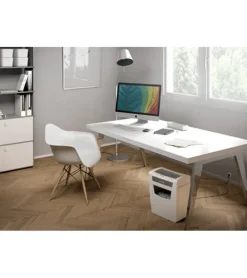 Leitz Bürogeräte Aktenvernichter IQ Home Office, P-4, bis zu 10 Blatt