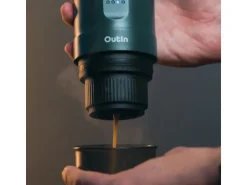 OUTIN Reisekaffeemaschine Nano Blaugrün