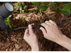 Philips Hue Outdoor Gartenspot White & Col. Amb. Lily Kit, Schwarz
