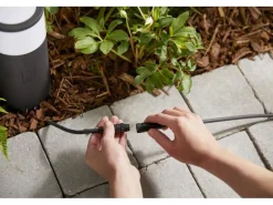 Philips Hue Zubehör Outdoor Verlängerungskabel 2.5m + T-Stück Niedervolt