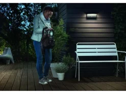 Philips myGarden Wandleuchte Bustan, 1000 lm, Anthrazit + Sensor