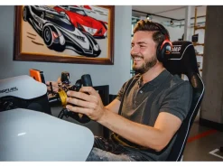 RacingFuel Simulators Simracing Erlebnis-Gutschein CHF 50