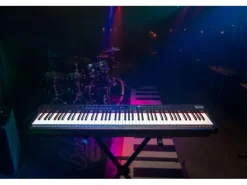 Roland Stage Piano RD-88 EX