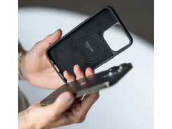 SP Connect Sport- & Outdoorhülle Xtreme iPhone 17 Pro , Schwarz