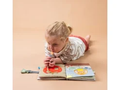 TAF-TOYS Mein erstes Aktivitätenbuch 18M+