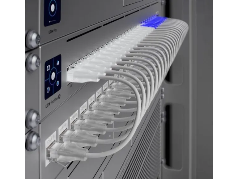 Ubiquiti PoE++ Switch UniFi USW-Pro-Max-24-PoE 26 Port