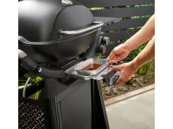 Weber Gasgrill Q3200N+ mit Rollwagen