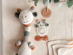Welcomebabybox Geschenkset Lio – Decke & Giraffe