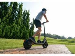Xiaomi E-Scooter 6 Swiss Edition Schwarz