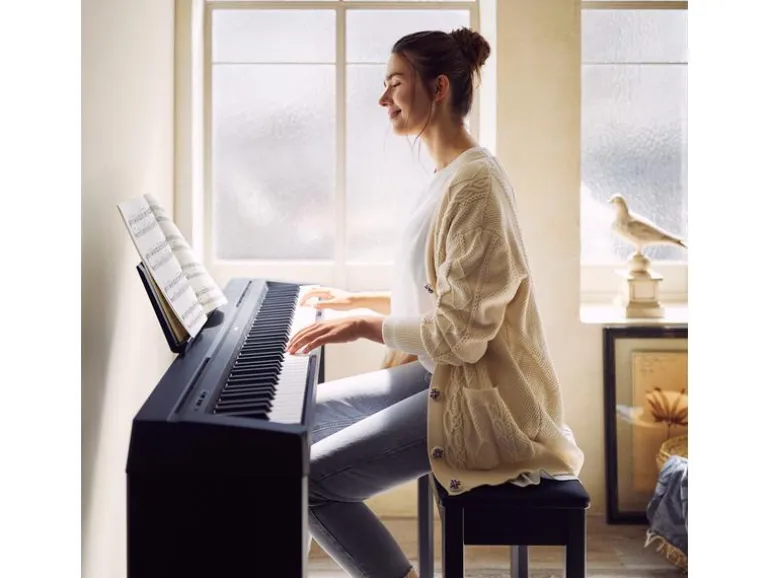 Yamaha E-Piano P-45B Schwarz
