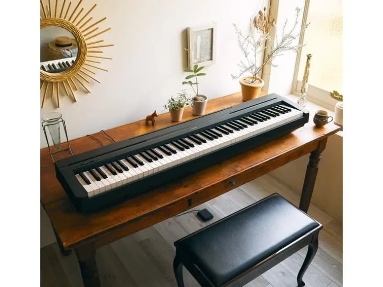Yamaha E-Piano P-45B Schwarz