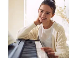 Yamaha E-Piano P-45B Schwarz