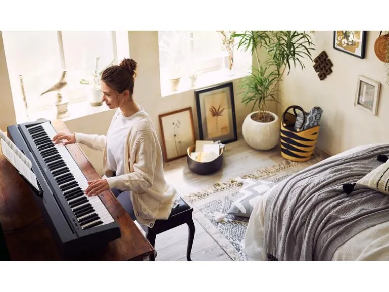 Yamaha E-Piano P-45B Schwarz