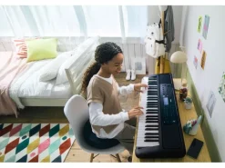 Yamaha Keyboard PSR-E383